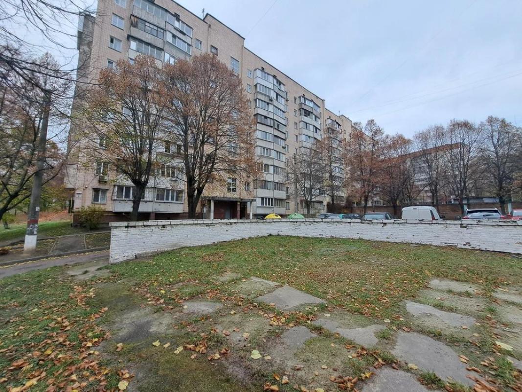 Sale 1 bedroom-(s) apartment 34 sq. m., Novomostytska Street 8