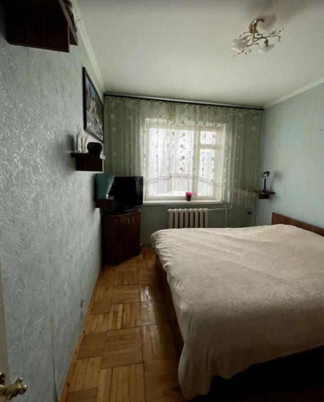 Продажа 3 комнатной квартиры 63 кв. м, Киевская ул. 14