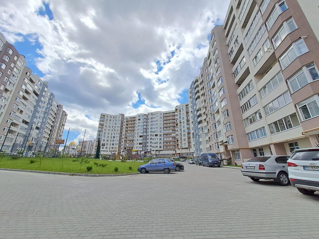 Продаж 1 кімнатної квартири 32 кв. м, Київська вул.