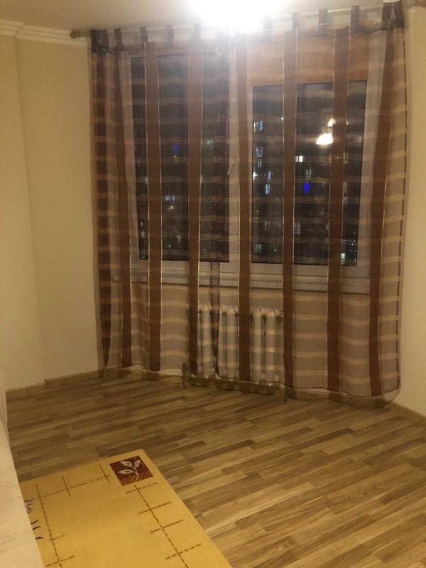 Long term rent 2 bedroom-(s) apartment Oleny Pchilky Street 6