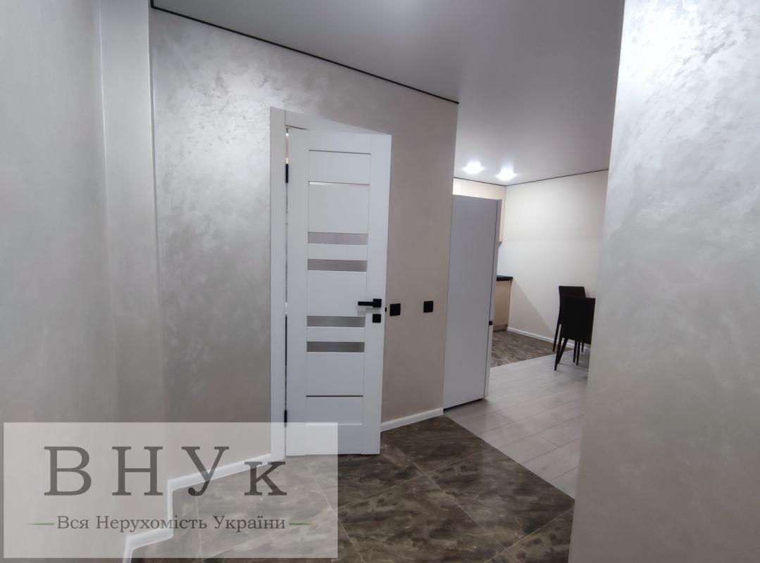 Sale 3 bedroom-(s) apartment 56 sq. m., Kyivska Street 12