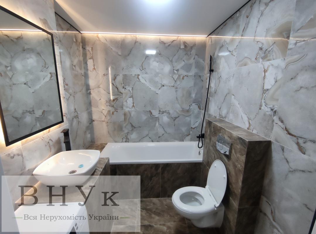 Sale 3 bedroom-(s) apartment 56 sq. m., Kyivska Street 12