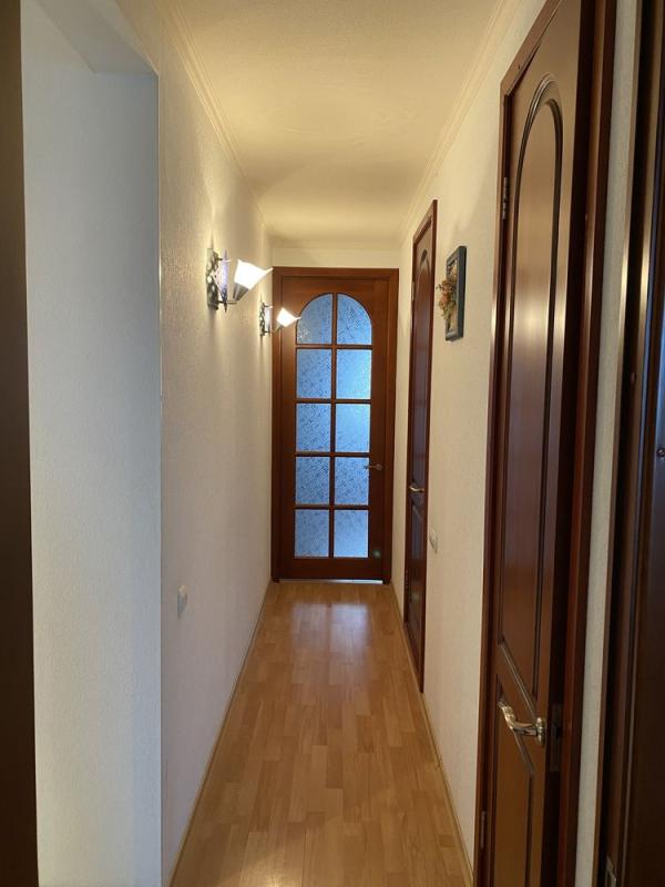 Sale 3 bedroom-(s) apartment 75 sq. m., Hvardiytsiv-Shyronintsiv Street 97