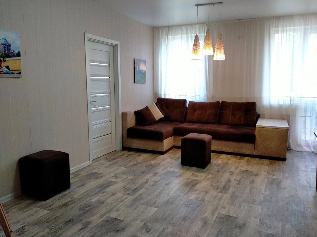 Sale 1 bedroom-(s) apartment 48 sq. m., Myru Street 5Б