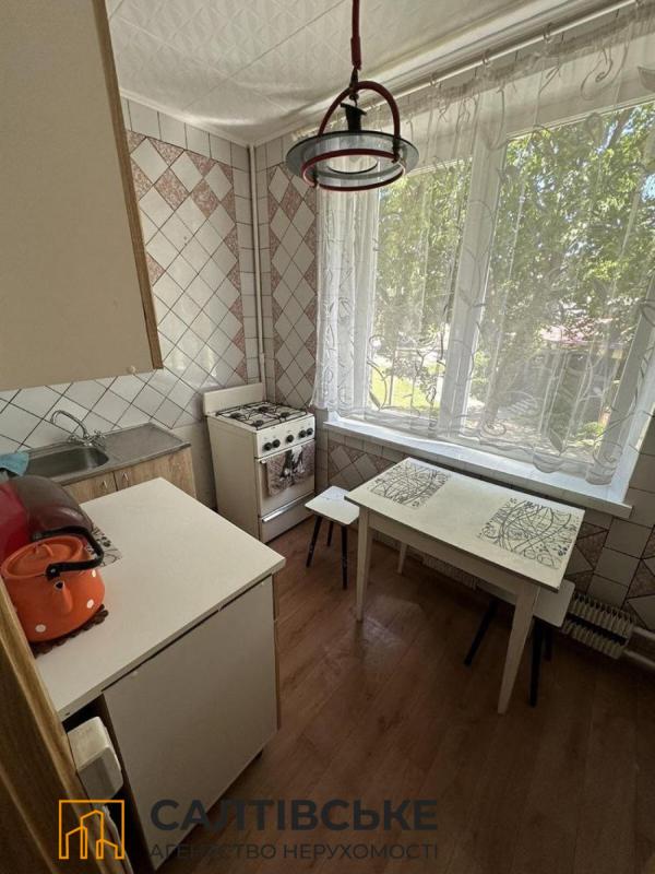 Sale 2 bedroom-(s) apartment 47 sq. m., Heroiv Pratsi Street 4