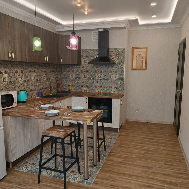 Long term rent 1 bedroom-(s) apartment Yevhena Sverstiuka Street 6а