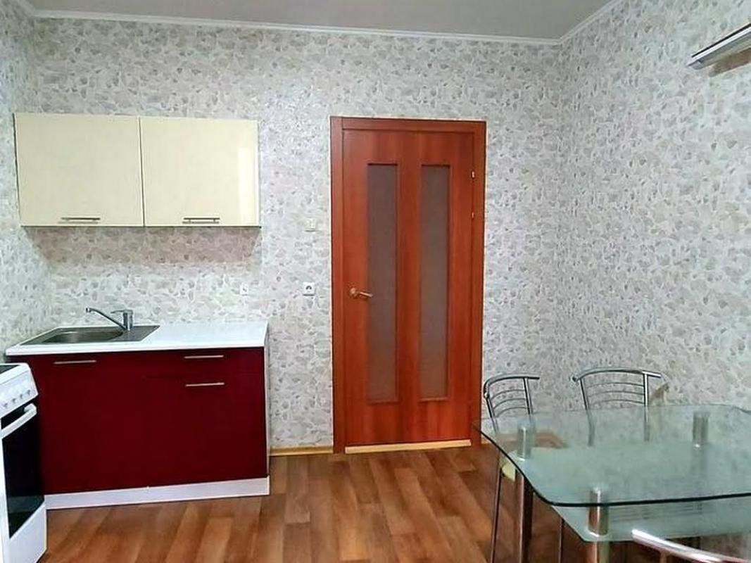 Долгосрочная аренда 1 комнатной квартиры Урловская ул. 38