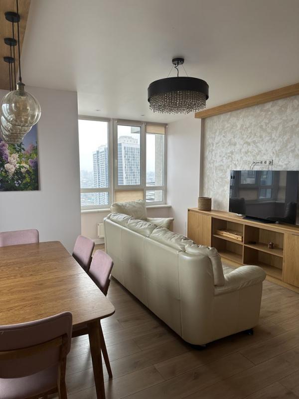 Long term rent 3 bedroom-(s) apartment Sholudenka Street 1в