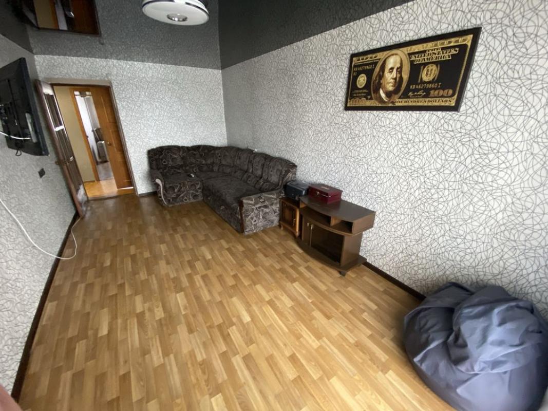 Long term rent 2 bedroom-(s) apartment Himnaziina naberezhna (Chervonoshkilna Embarkment) 14