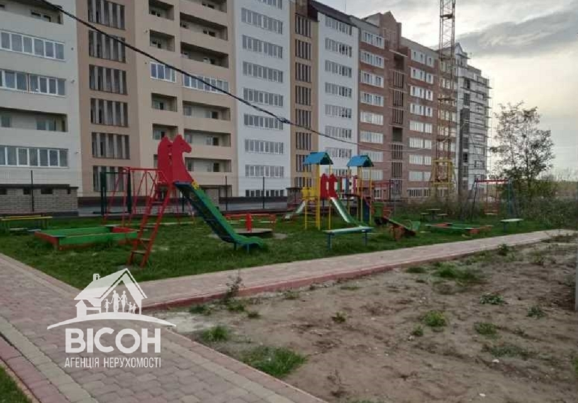 Продажа 3 комнатной квартиры 93 кв. м, Іллєнка ул.