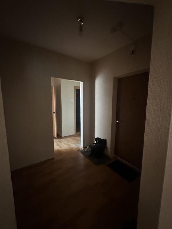 Продаж 2 кімнатної квартири 73 кв. м, Урлівська вул. 36