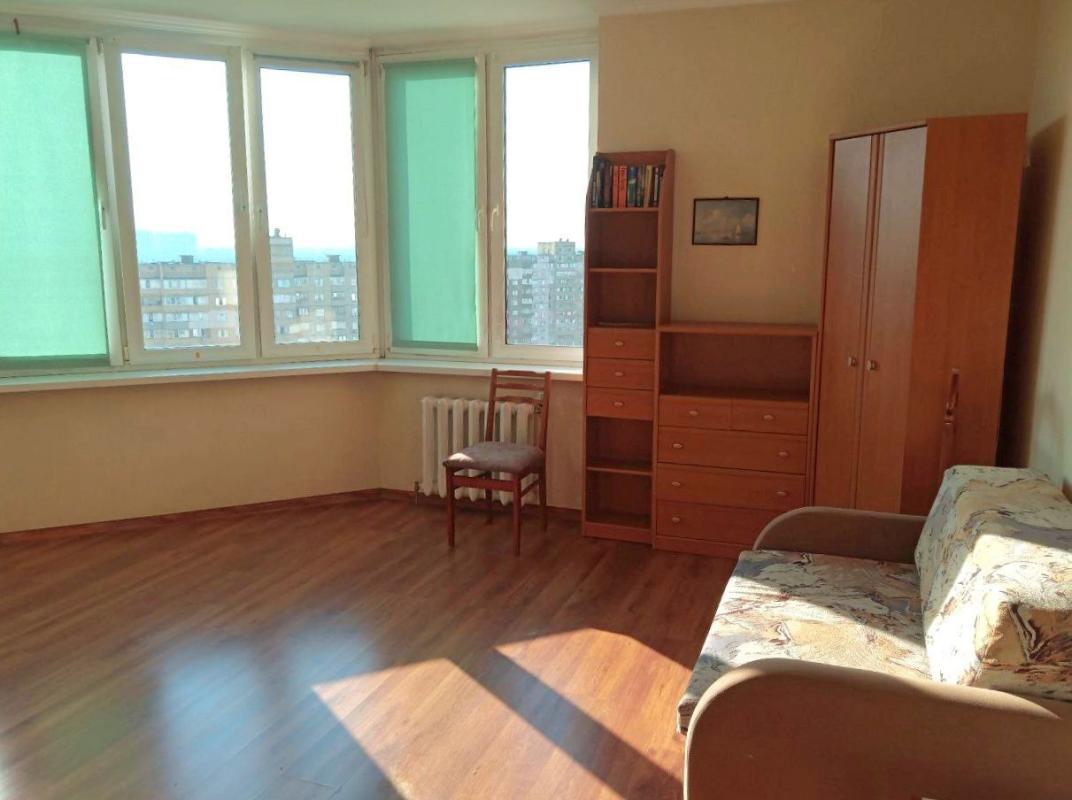 Продажа 2 комнатной квартиры 75 кв. м, Харьковское шоссе 152
