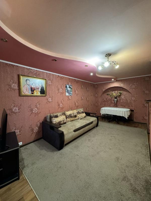 Продаж 2 кімнатної квартири 40 кв. м, Юрія Гагаріна просп. 181
