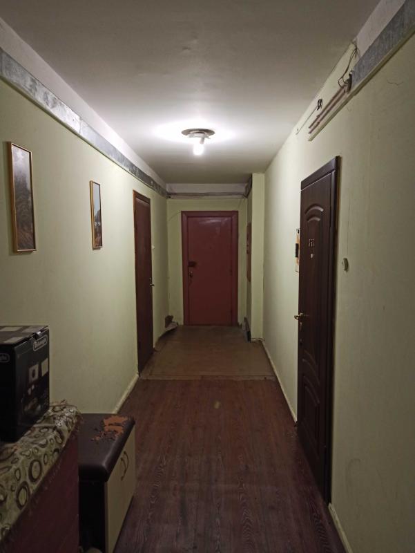 Продаж 4 кімнатної квартири 100 кв. м, Ревуцького вул. 18а