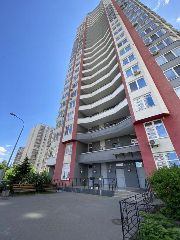 Продажа 1 комнатной квартиры 54 кв. м, Драгоманова ул. 4а