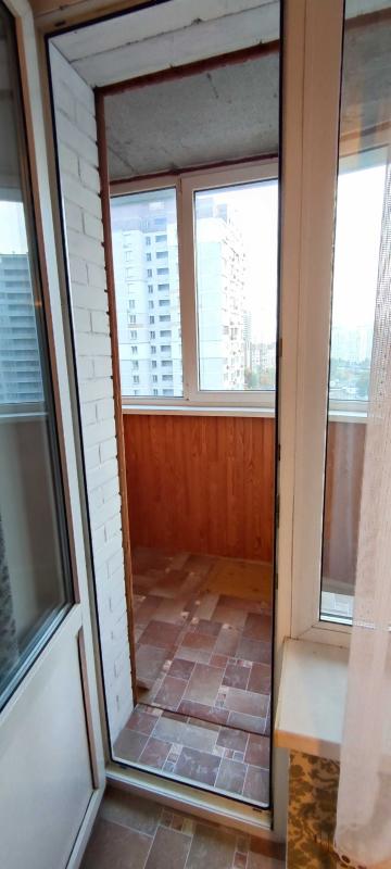 Long term rent 2 bedroom-(s) apartment Petra Hryhorenka Avenue 13б