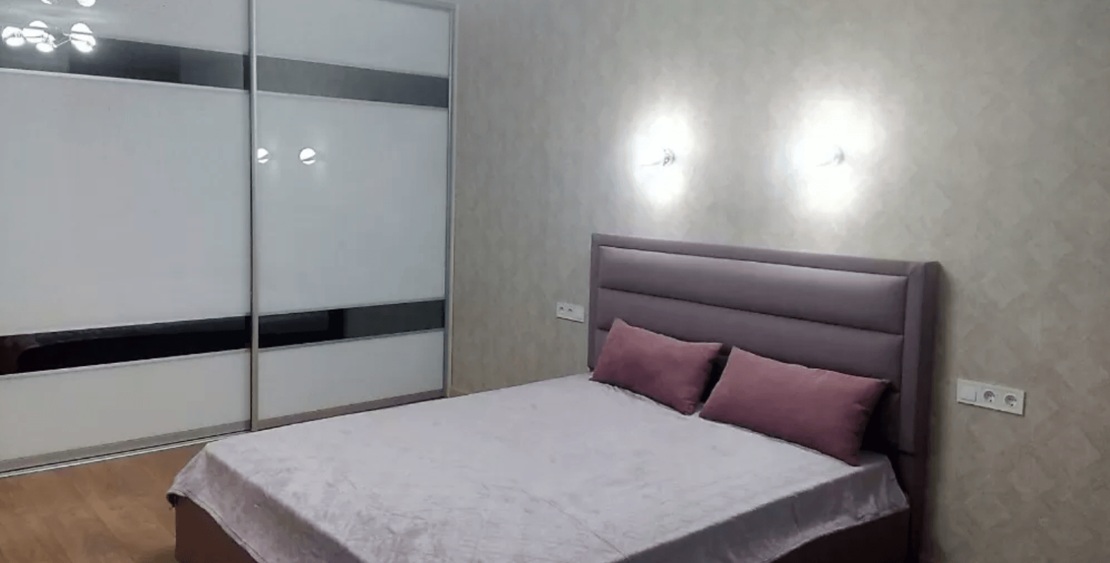 Long term rent 2 bedroom-(s) apartment Myroslava Mysly Street (Tsilynohradska Street) 54
