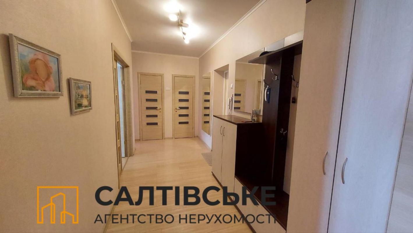 Продажа 2 комнатной квартиры 76 кв. м, Кричевского ул. 32