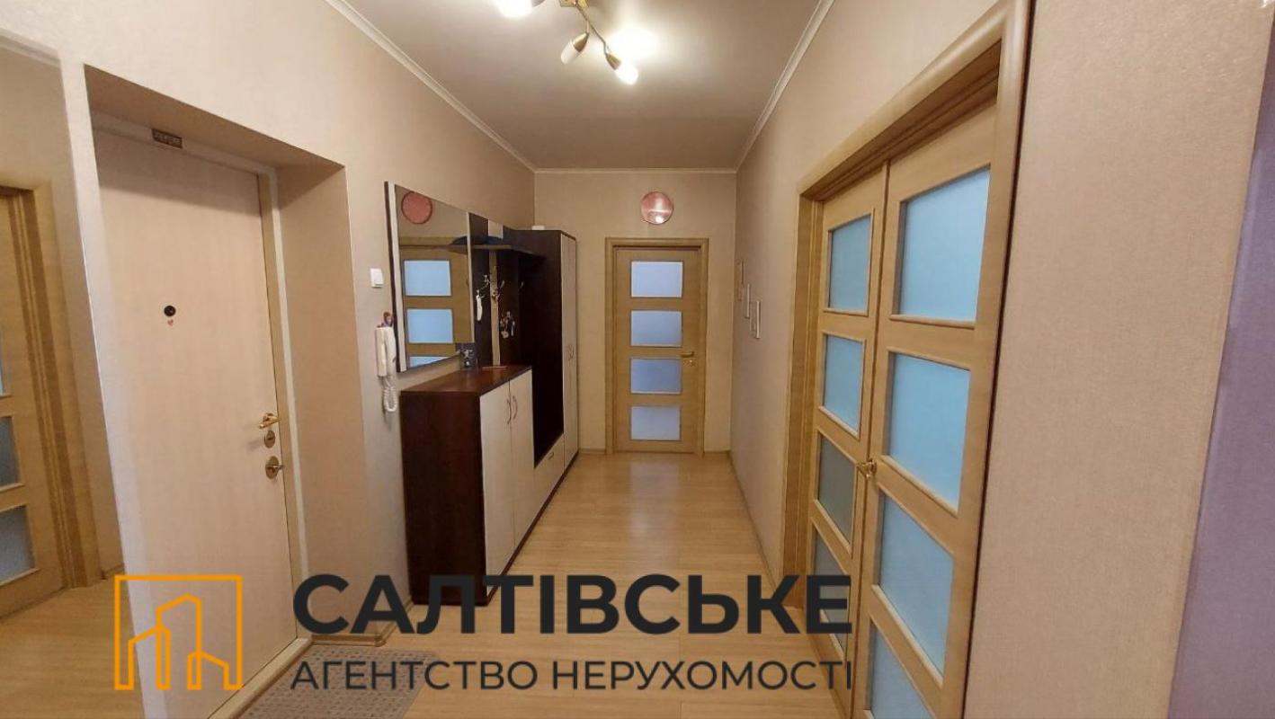 Продажа 2 комнатной квартиры 76 кв. м, Кричевского ул. 32
