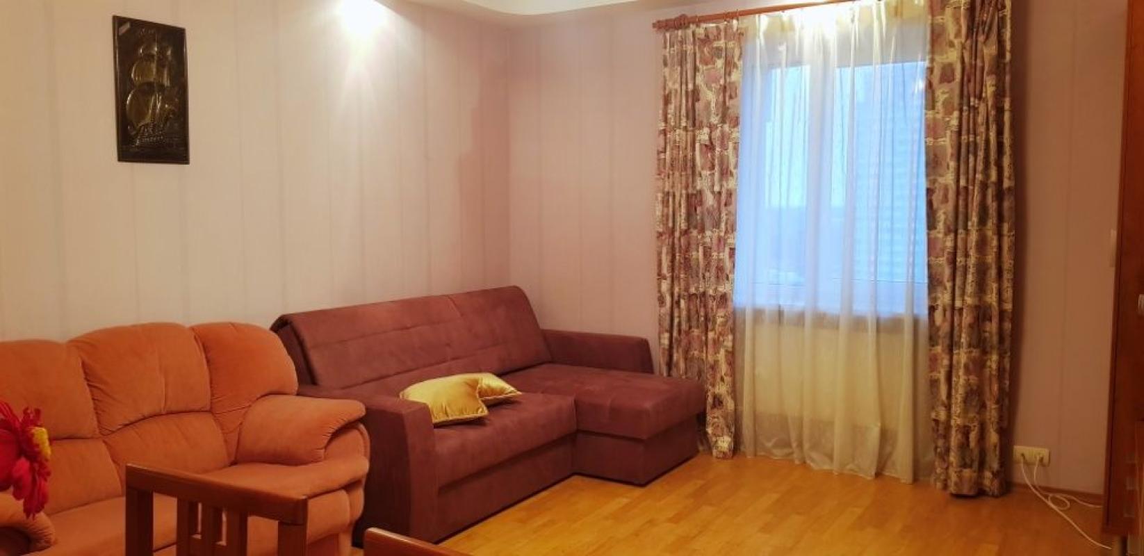 Long term rent 2 bedroom-(s) apartment Beresteiska Avenue (Peremohy Avenue) 105