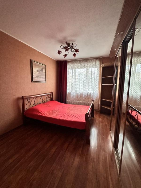 Long term rent 2 bedroom-(s) apartment Dmytrivska Street 45