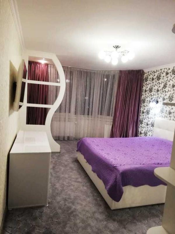 Long term rent 2 bedroom-(s) apartment Verkhovynna Street 41