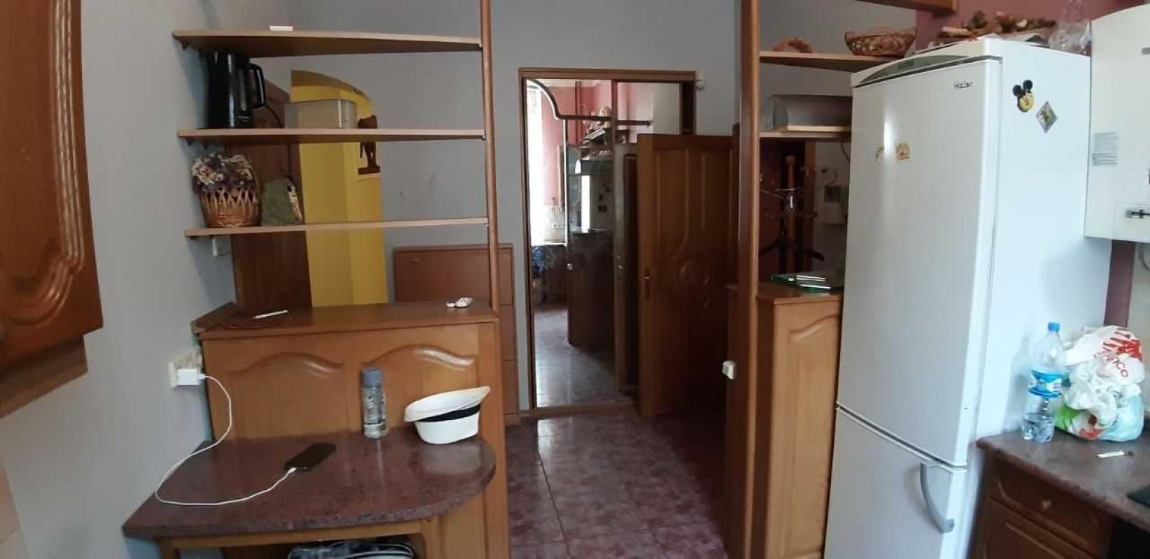 Продажа 3 комнатной квартиры 98 кв. м, Богдана Хмельницкого ул.