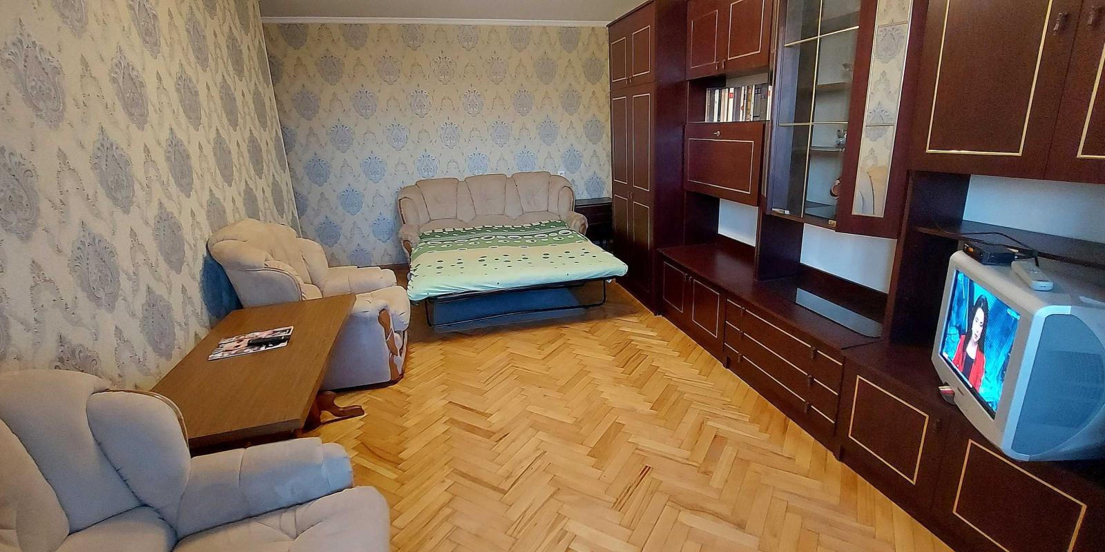 Long term rent 2 bedroom-(s) apartment Bekhterevskyi Lane 10