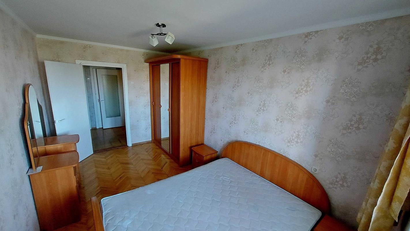 Long term rent 2 bedroom-(s) apartment Bekhterevskyi Lane 10