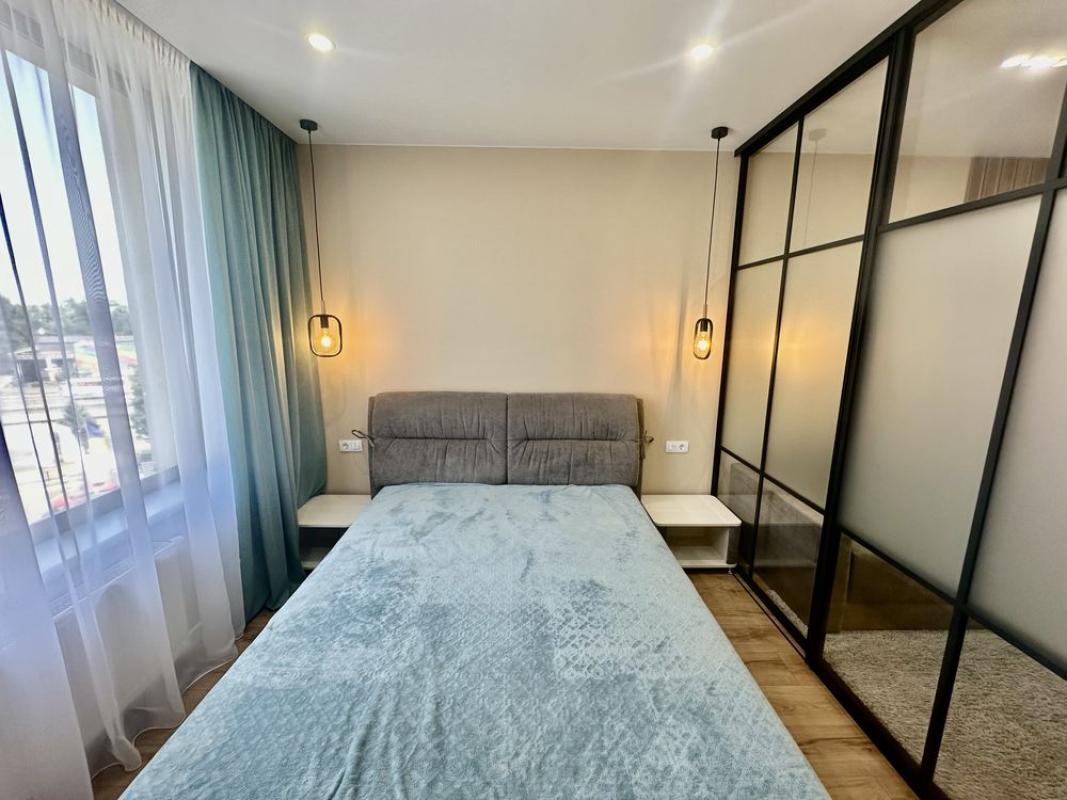 Long term rent 1 bedroom-(s) apartment Beresteiska Avenue (Peremohy Avenue) 67