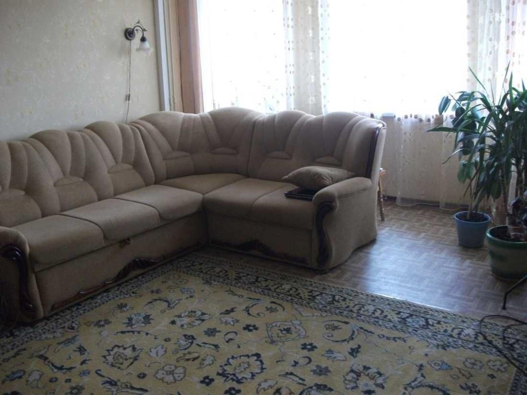 Продаж 4 кімнатної квартири 126 кв. м, Вишняківська вул. 13