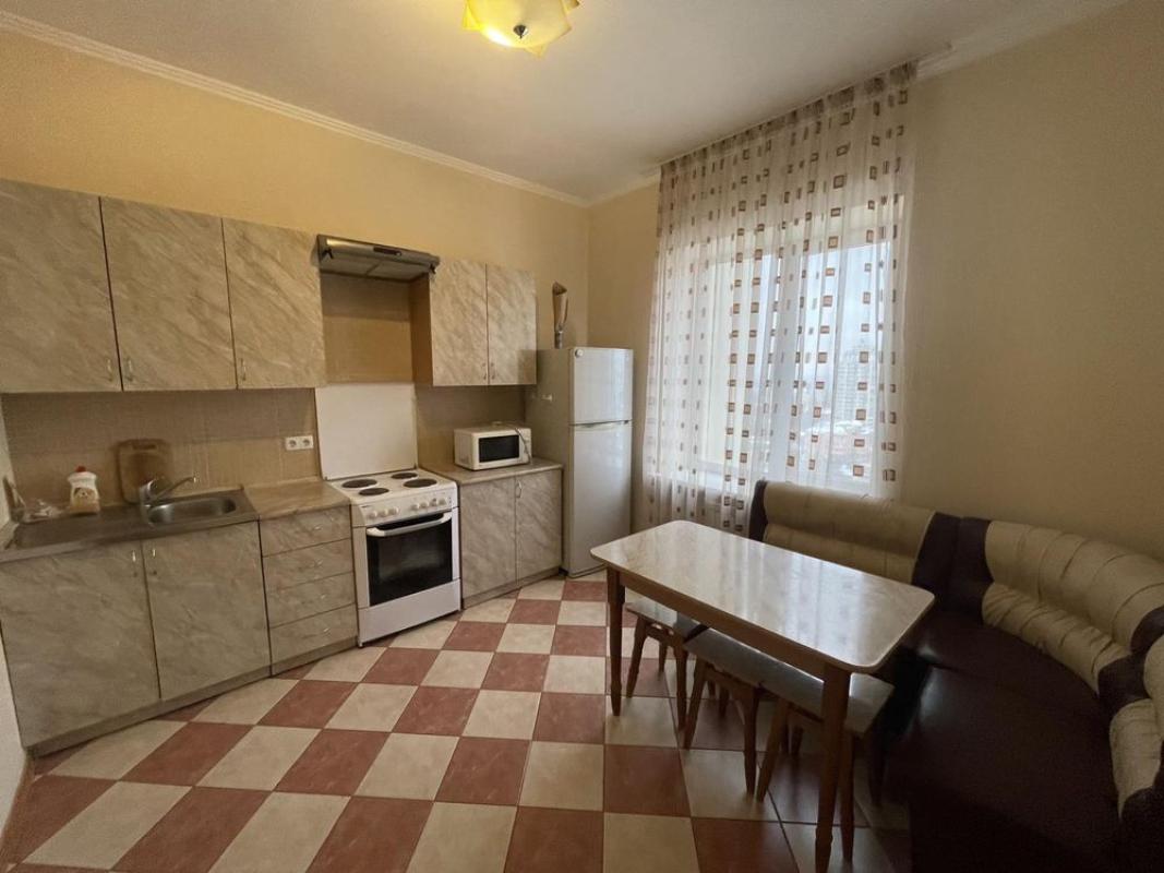 Long term rent 1 bedroom-(s) apartment Dmytrivska Street 69