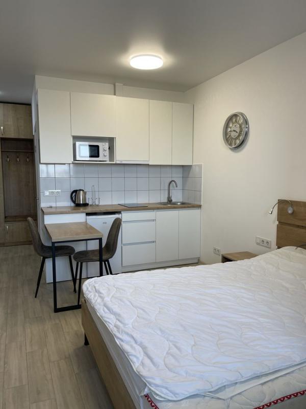 Long term rent 1 bedroom-(s) apartment Beresteiska Avenue (Peremohy Avenue) 5