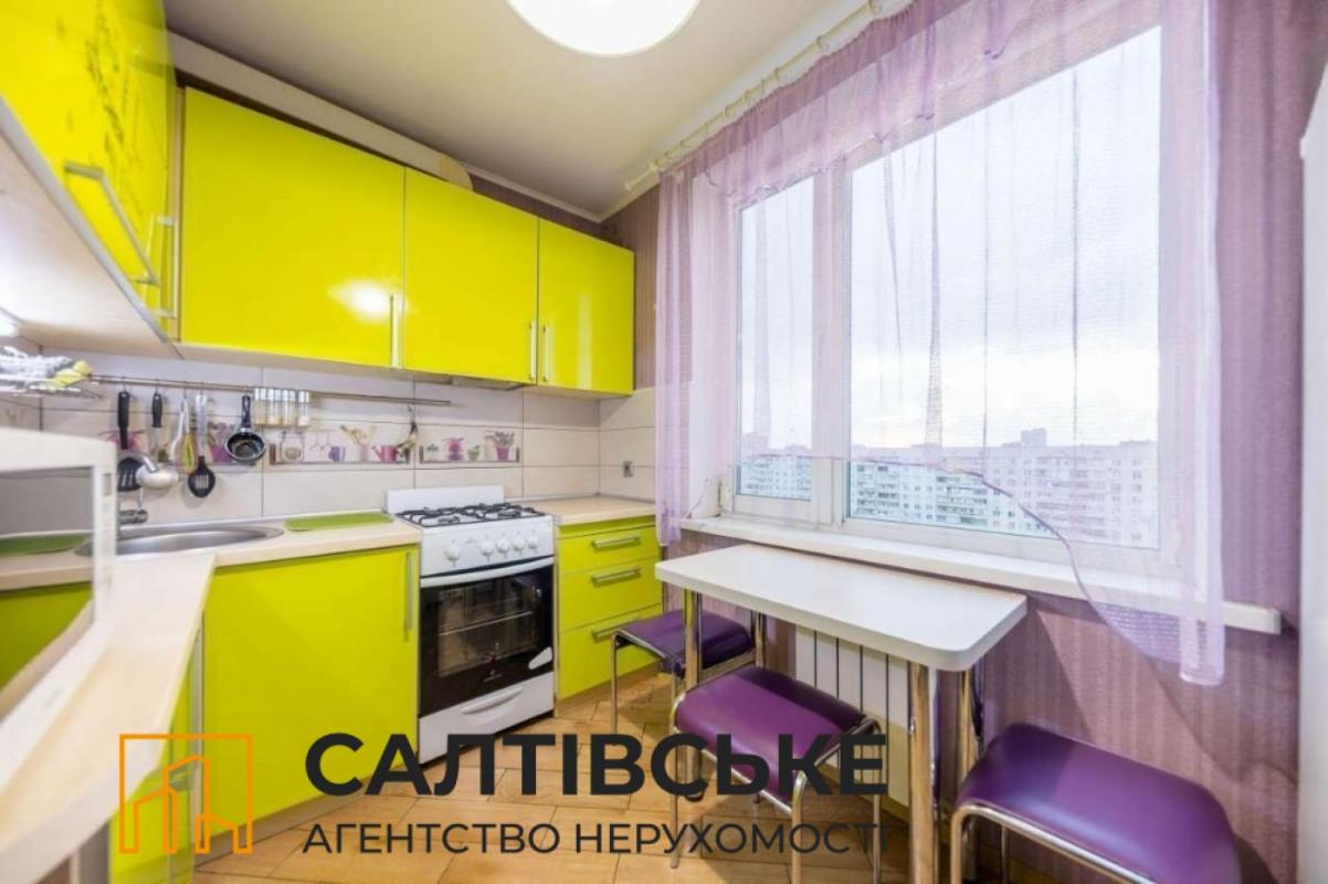 Продажа 2 комнатной квартиры 45 кв. м, Академика Павлова ул. 140