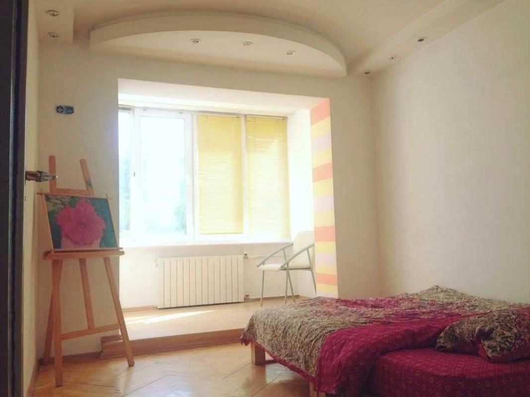 Sale 3 bedroom-(s) apartment 74 sq. m., Panasa Myrnoho Street 13