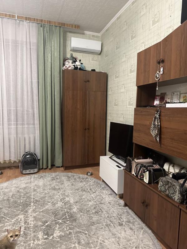 Sale 1 bedroom-(s) apartment 51 sq. m., Urlivska Street 37/16