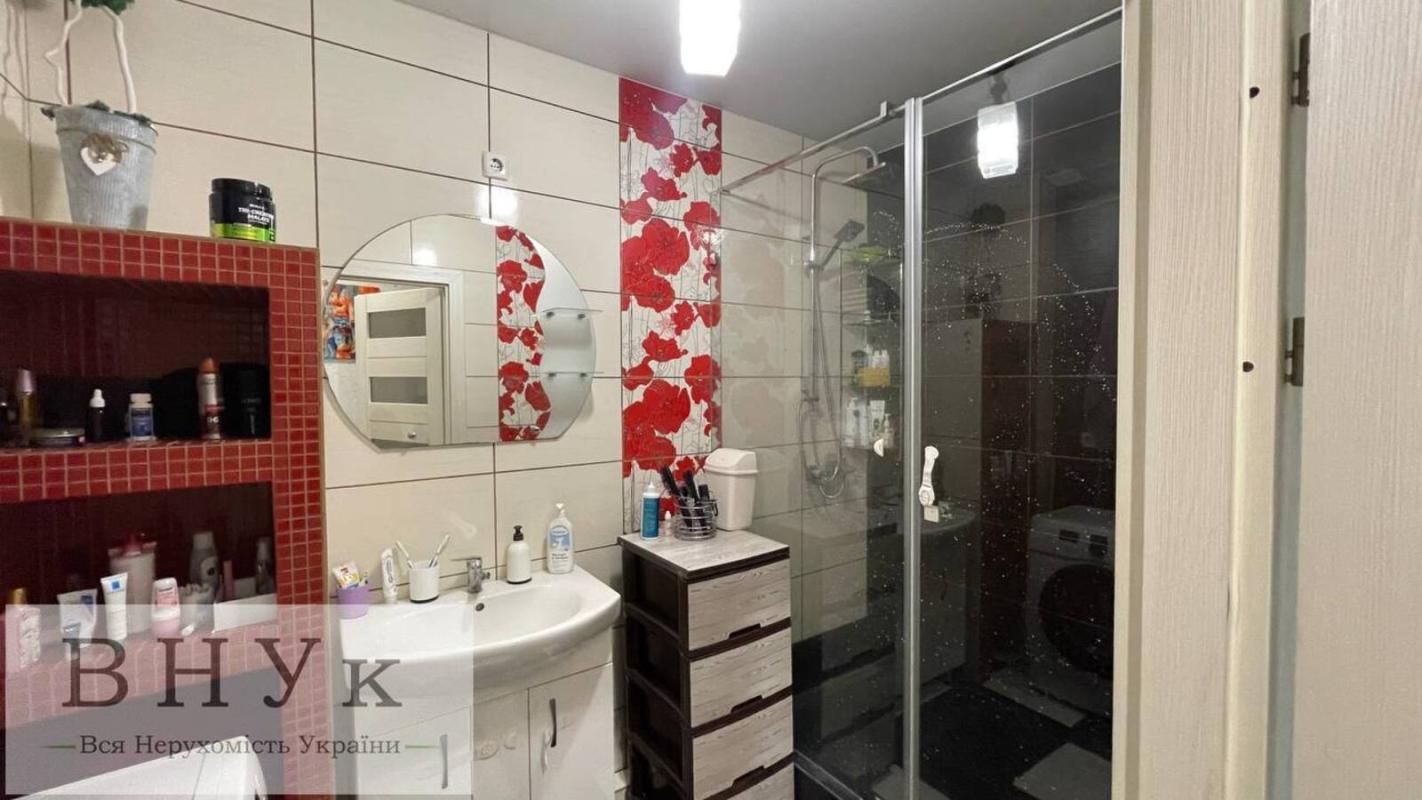 Sale 3 bedroom-(s) apartment 80 sq. m., Chernivetska Street 4