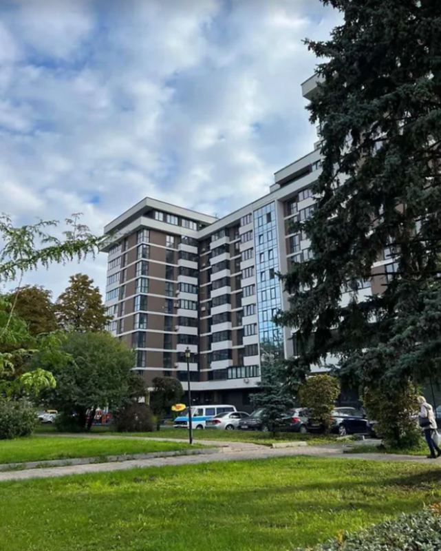 Продажа 3 комнатной квартиры 96 кв. м, Мира ул. 13