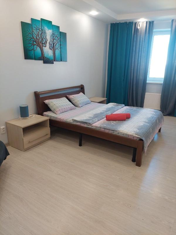Long term rent 1 bedroom-(s) apartment Heroyiv polku "Azov" Street (Marshala Malynovskoho Street) 8