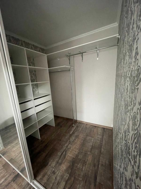 Long term rent 2 bedroom-(s) apartment Akademika Vernadskoho Boulevard 73а