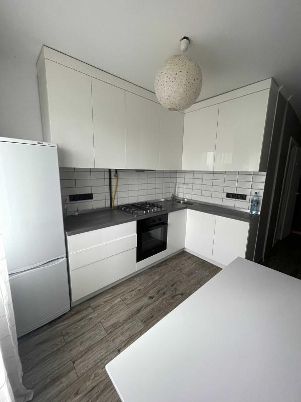 Long term rent 2 bedroom-(s) apartment Akademika Vernadskoho Boulevard 73а
