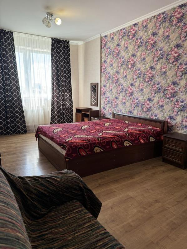 Long term rent 1 bedroom-(s) apartment Alishera Navoi Avenue 69