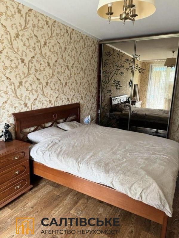 Sale 3 bedroom-(s) apartment 62 sq. m., Heroiv Pratsi Street 68