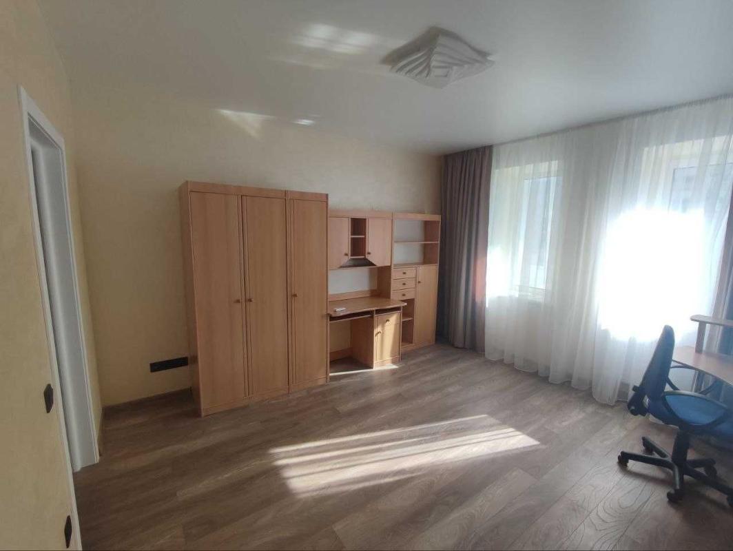 Long term rent 2 bedroom-(s) apartment Anny Akhmatovoi Street 26а