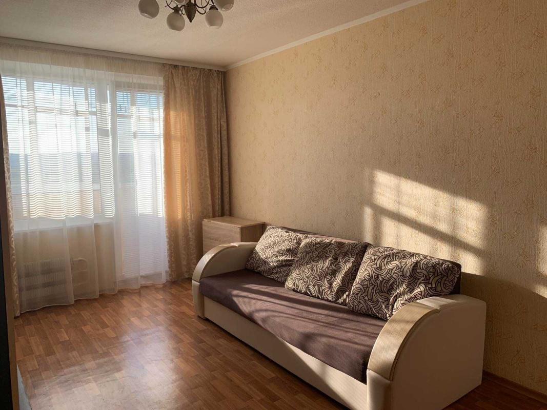 Долгосрочная аренда 2 комнатной квартиры Академика Павлова ул. 162