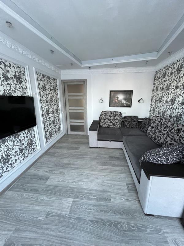 Long term rent 1 bedroom-(s) apartment Traktorobudivnykiv Avenue 118а