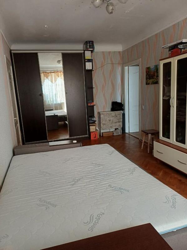 Long term rent 2 bedroom-(s) apartment Beresteiska Avenue (Peremohy Avenue) 5