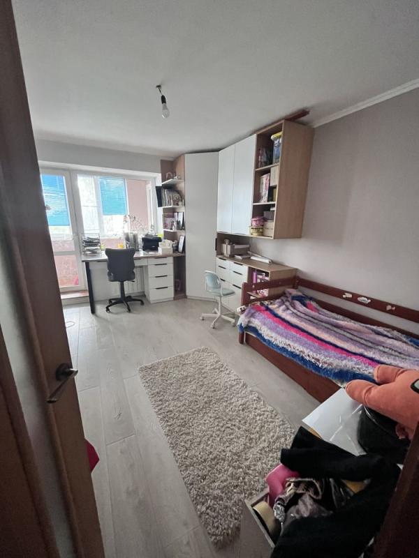 Sale 4 bedroom-(s) apartment 92 sq. m., Tankopiya Street 23