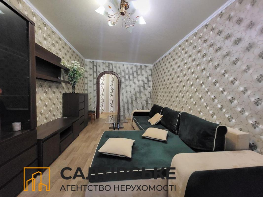 Sale 3 bedroom-(s) apartment 65 sq. m., Traktorobudivnykiv Avenue 65