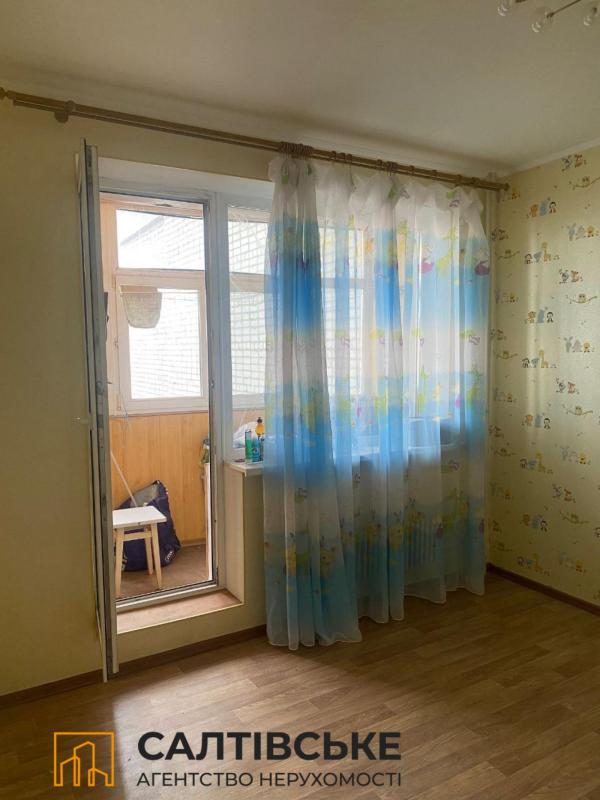 Продаж 3 кімнатної квартири 70 кв. м, Краснодарська вул.